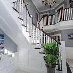 Woodlawn Retreat *