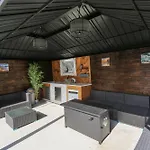 펜션 Woodlawn Retreat Lough Gowna
