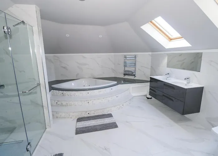 Holiday home Woodlawn Retreat Lough Gowna